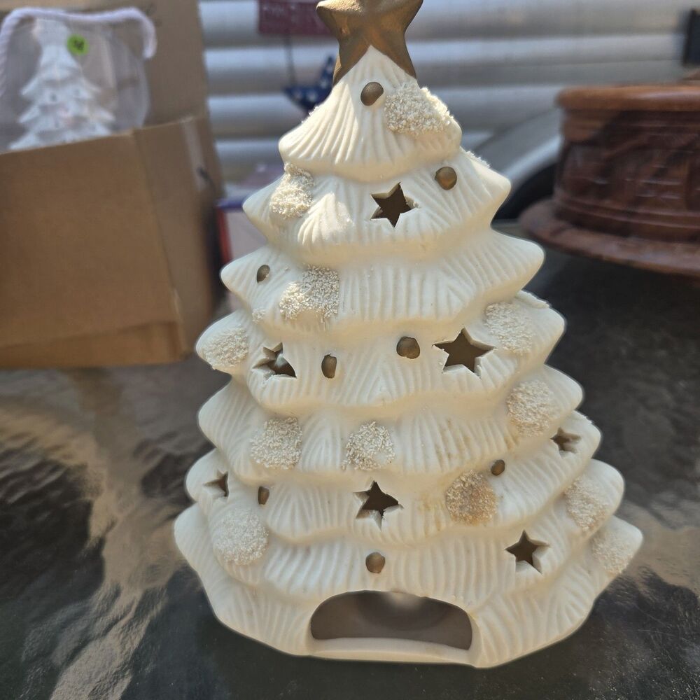 VTG World Bazaars White Ceramic Christmas Tree Votive Tealight Holder Gold Star